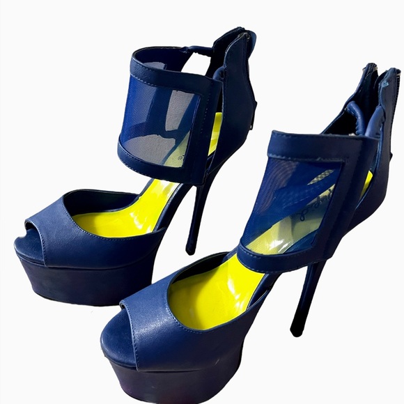 Blue high heel shoes, excellent condition - Picture 3 of 6